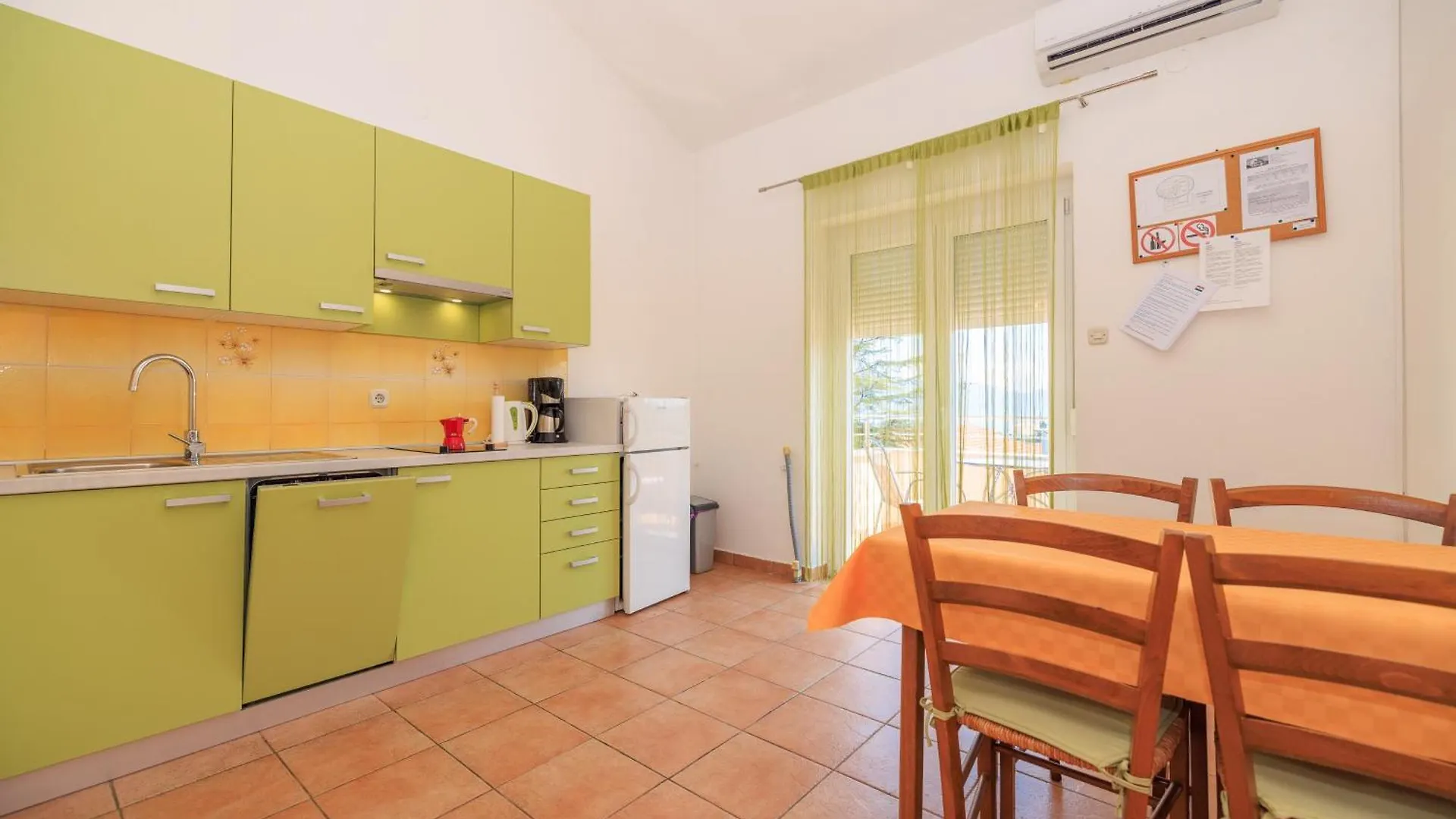 Apartment Antares N3 Close To Krk Town Center